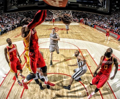 赖因德斯展望新赛季，米兰已具争冠实力，个人未来暂留悬念