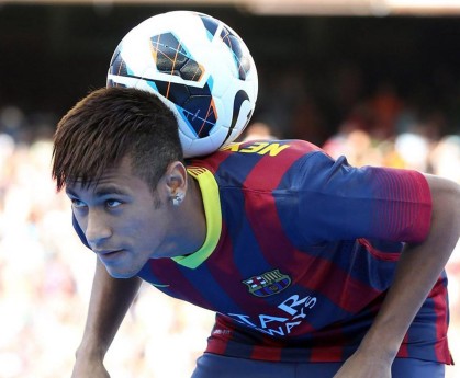 佛罗伦萨锁定未来，知名记者罗马诺确认，瓦诺利将签约至2026年，附带续约选项