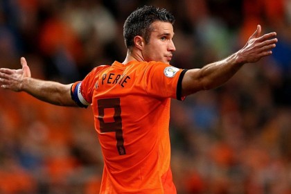 姆巴佩腿部不适确认缺席欧冠关键战 巴黎锋线迎战曼城遇严峻考验