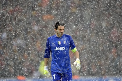 可盐可甜，双面张芷婷的篮球人生，从街头到奥运的传奇之路