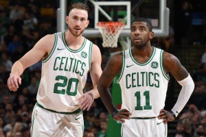 全明星赛场变身欢乐秀 球员互换角色笑料百出促共鸣