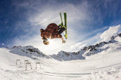 埃迪-豪谈德比战略，轮换非良方，持续比赛乃维持状态关键