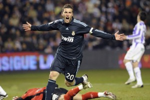 六年铸就三狮魂，从英格兰第八级联赛草根到国脚，詹姆斯·斯科特的非凡征程